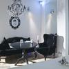 Biały salon. 9 pomysłów na ciepłą i zimną biel w salonie